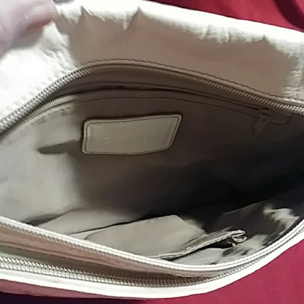 Crossbody - Picture 3 of 5